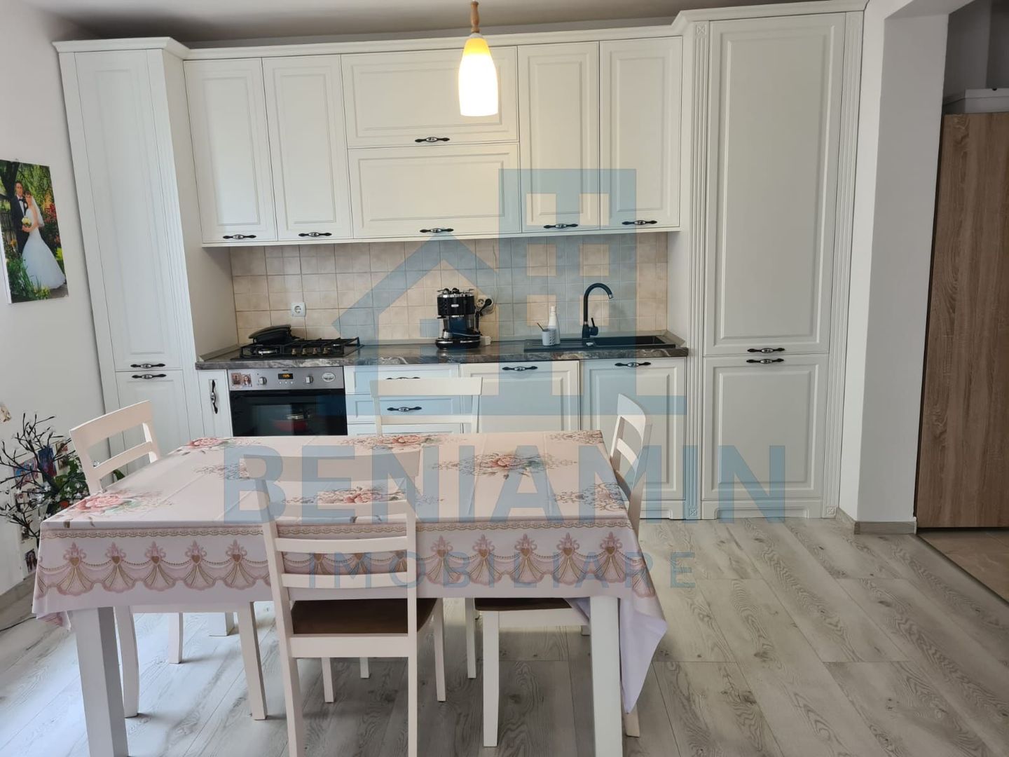 Apartament 2 camere decomandat etaj 1 Cartier Tractorul 2014 - Poză 1