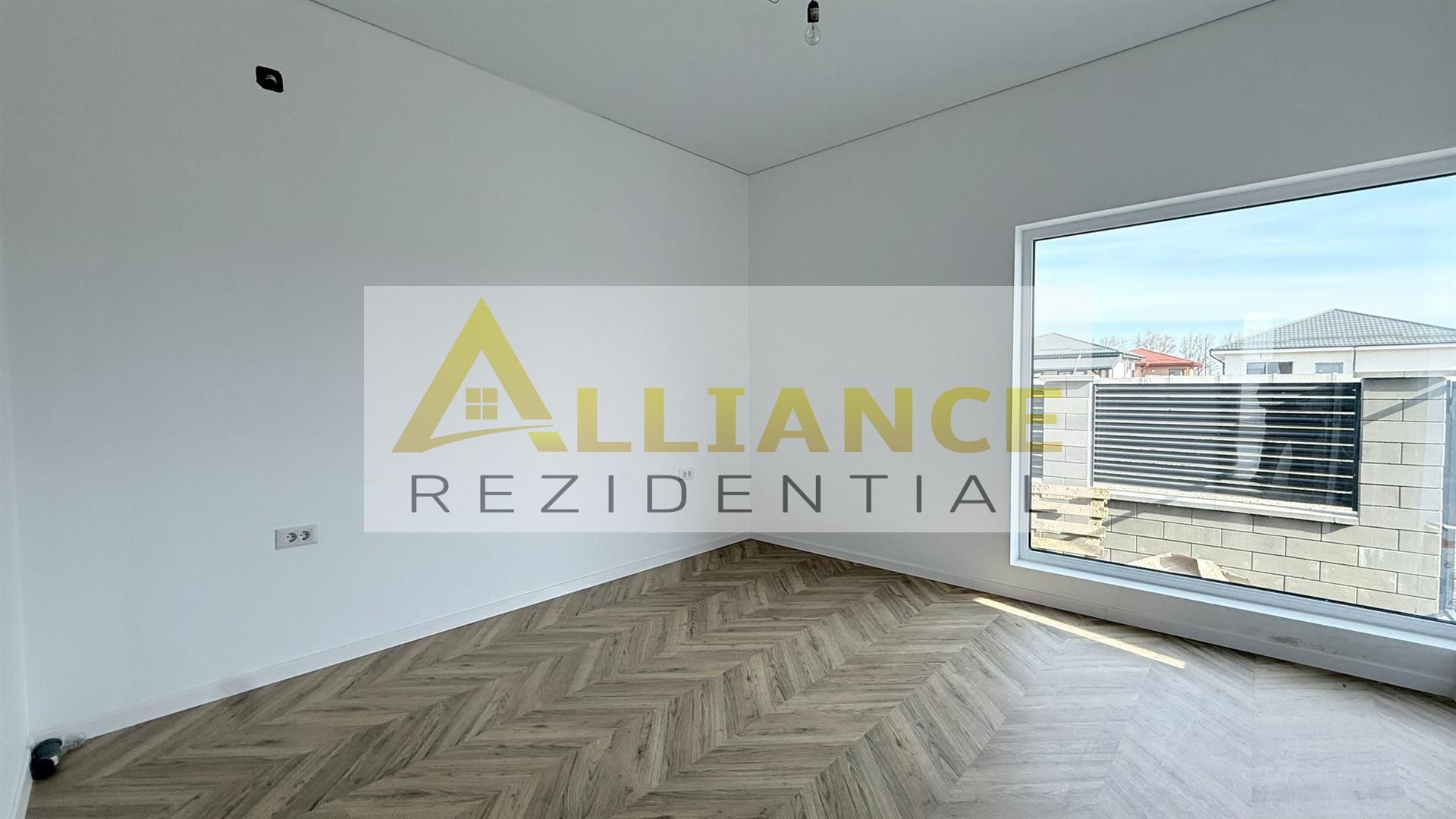 Casa Individuala - 4 camere - 2 bai - 371 mp teren - Poză 10