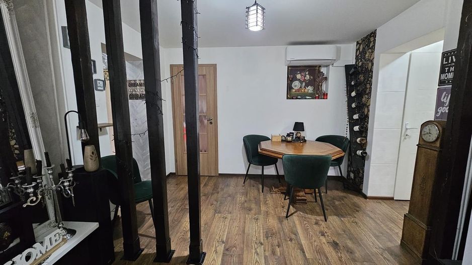 Apartament 3 camere Cetate et.3 pivnita bloc caramida - Poză 6