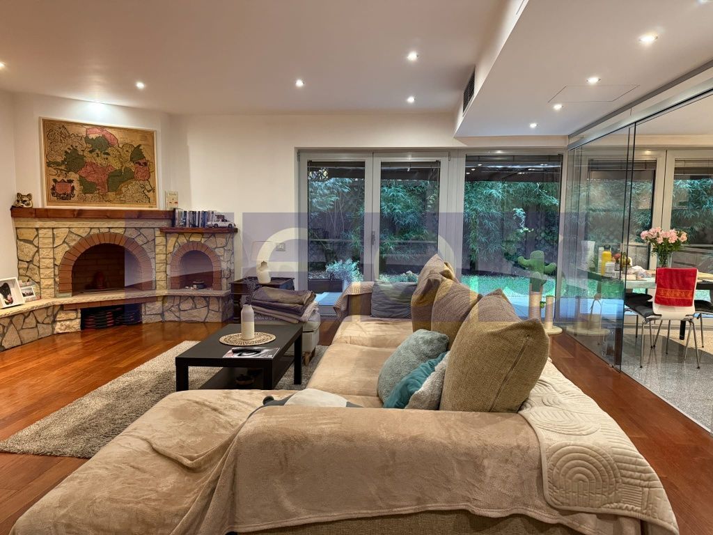 VANZARE 3 CAMERE - SEMIDECOMANDAT - CURTE - 2 LOC DE PARCARE - Poză 2