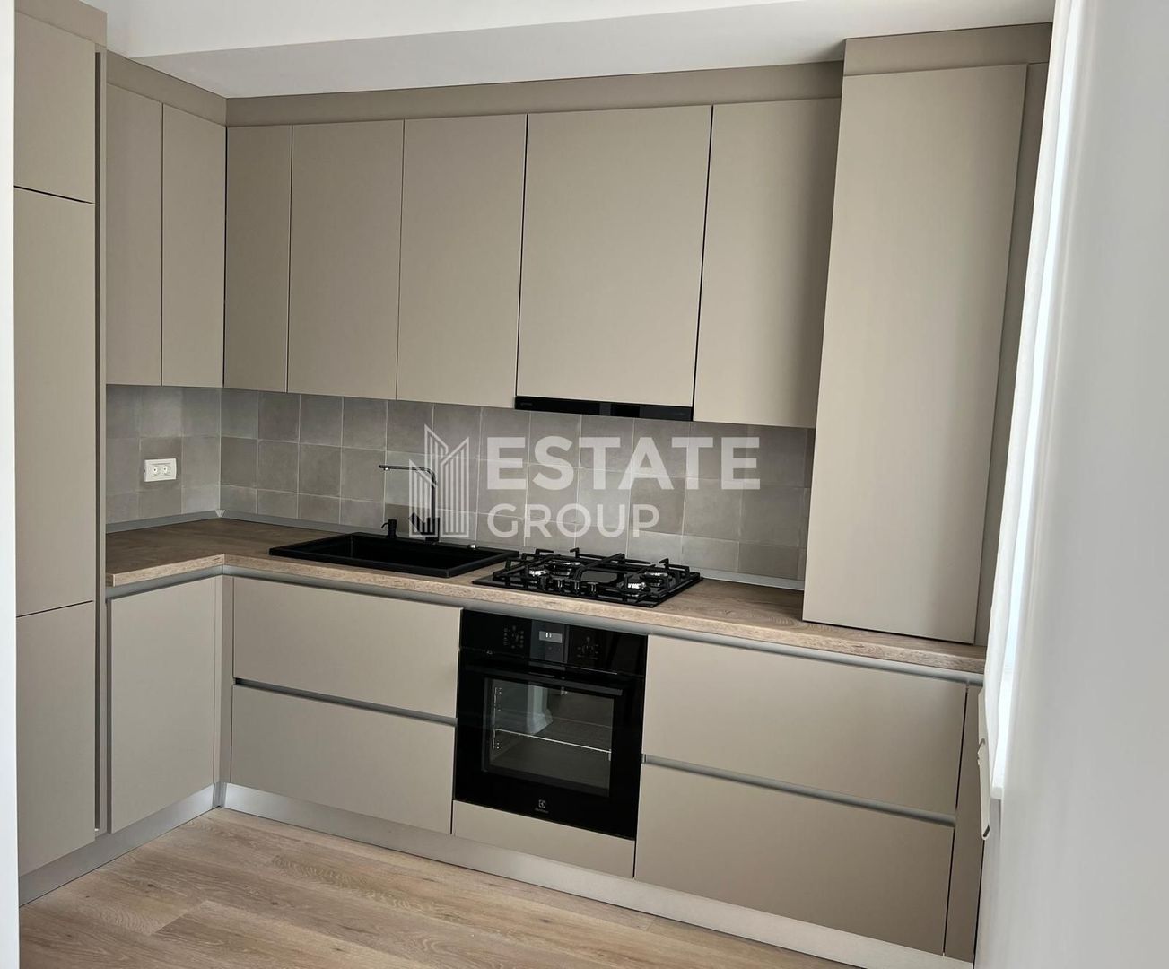 Apartament cu 2 camere in Dumbravita - Poză 5