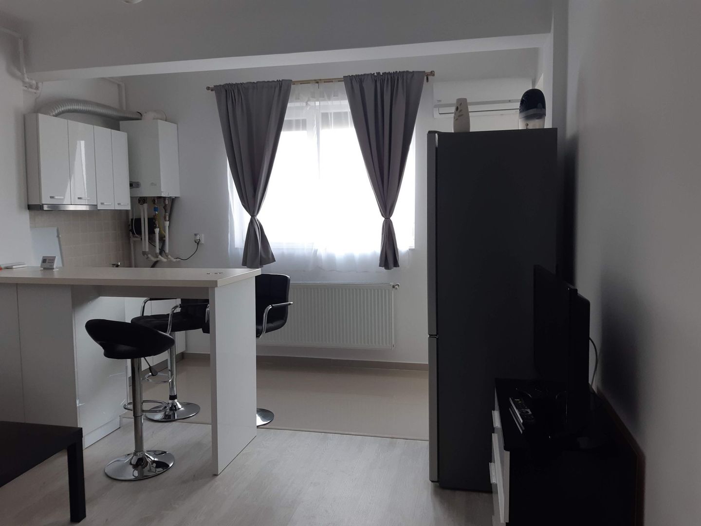 AP. 2 CAMERE MILITARI, BLOC NOU, CENTRALA TERMICA, METROU 8 MINUTE - Poză 4