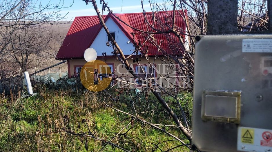 Casă Schitu Duca, 1150 mp teren, la asfalt, utilități - Poză 10