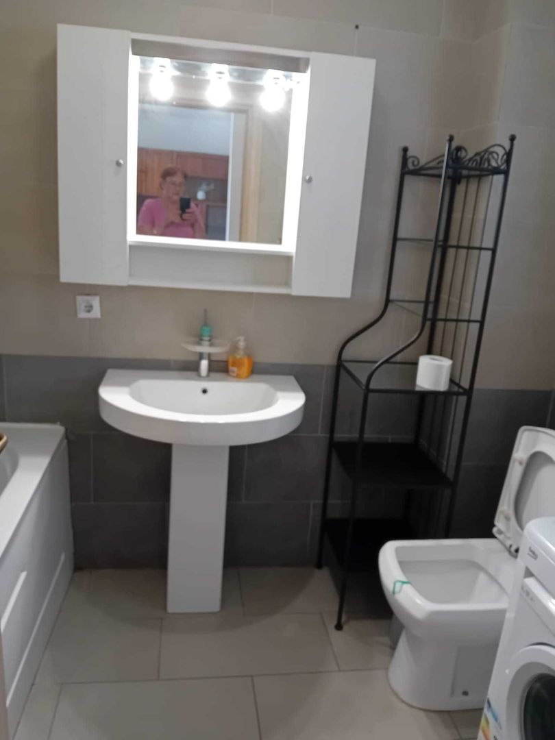 De inchiriat apartament cu 2 camere , Cartierul Solar sector4 - Poză 6