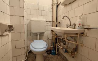 Apartament 4 camere decomandate | 2 bai | 2 balcoane | 77 mp | Cetate - Poză 4