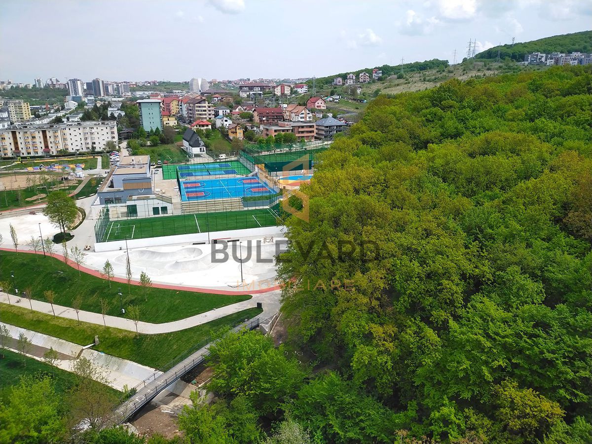 Apartament cu 3 camere, zona strazii Ciucas! - Poză 1