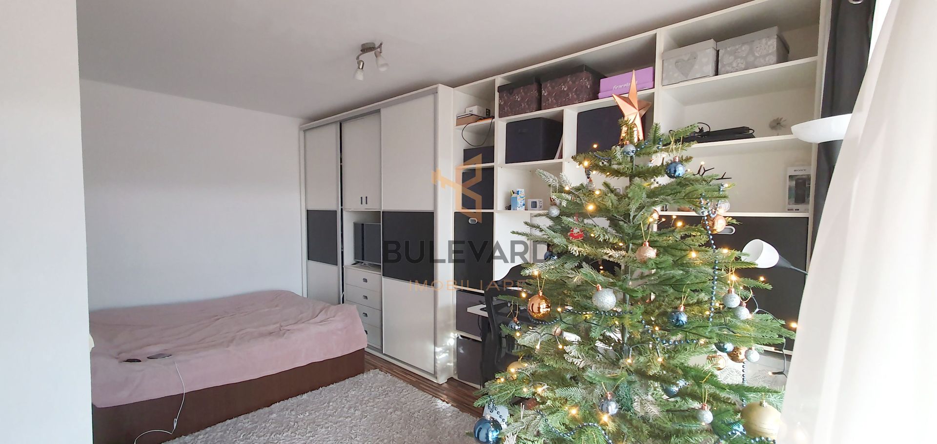 Apartament cu 2 camere si terasa de 25mp,  zona Calvaria! - Poză 2
