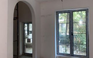 Vila de vanzare  cu acces dublu -zona ARCUL DE TRIMUF-PARCARE - Poză 2