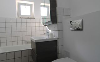Zona linistita, 3 camere, centrala proprie - Poză 15