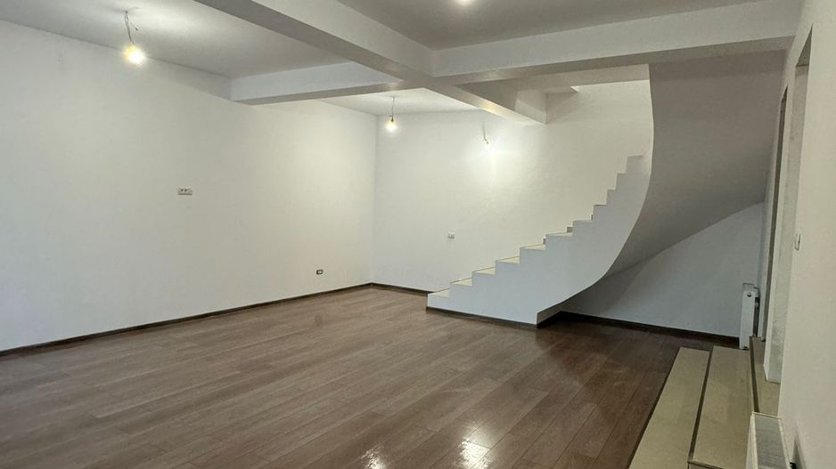 CASA SINGLE 4 CAMERE, TEREN 182 MP, TERASA, FINISAJE MODERNE, COMIS 0% - Poză 10