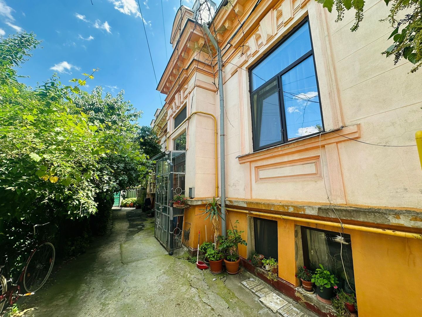APARTAMENT 2 CAMERE IN VILA | CARTIERUL ARMENESC | STRADA SPATARULUI - Poză 1