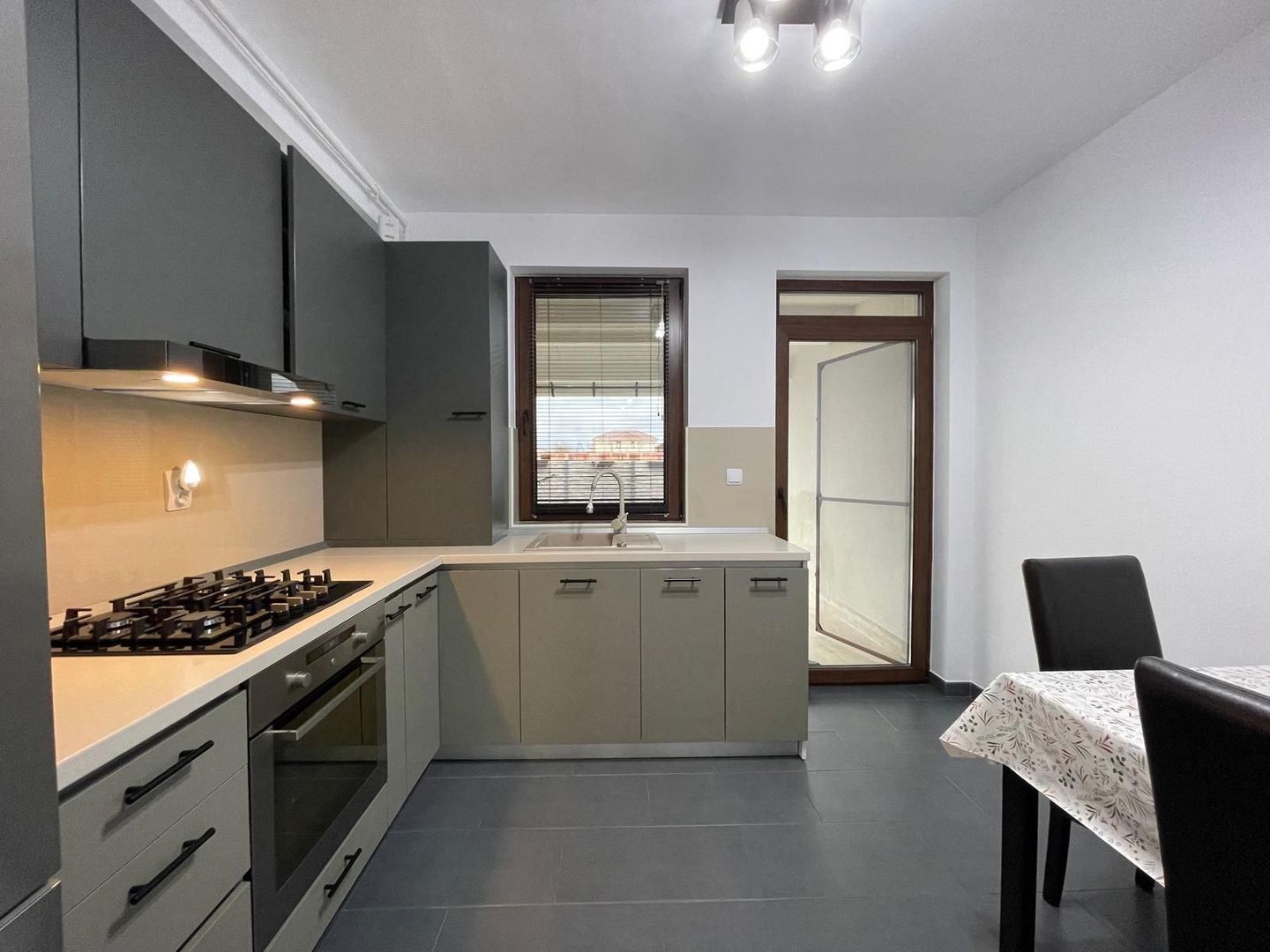 Casa insiruita- 3 camere - mobilat - Calea Urseni - Poză 5