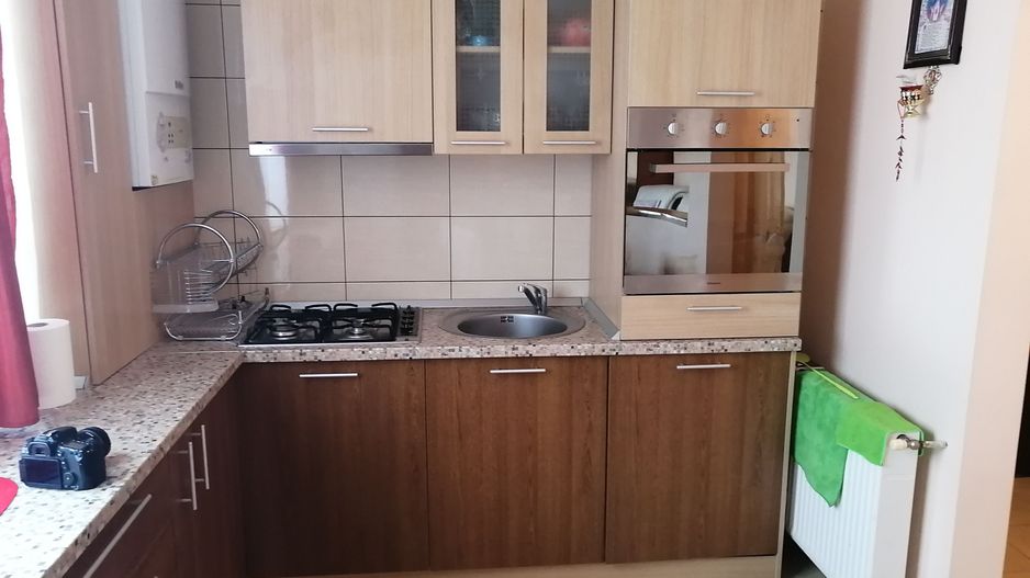 3 camere, structura mare, curte si garaj - Poză 10