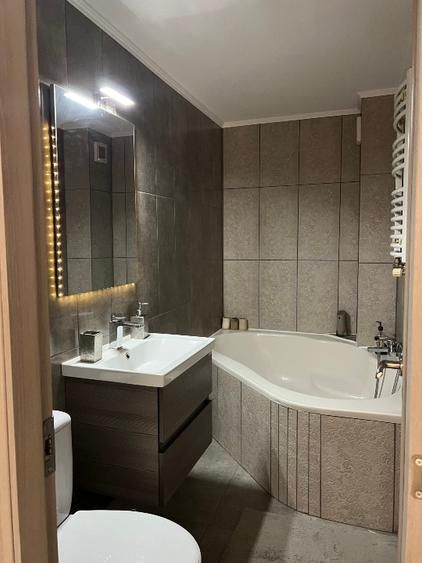 Vanzare Apartament 2 Camere Intre Nerva Traian si Mall Vitan - Poză 11