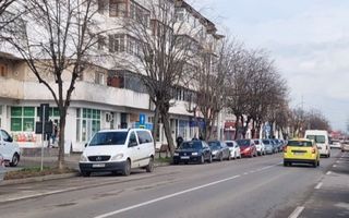 Spațiu comercial central de vânzare sau închiriere, Pașcani - Poză 2