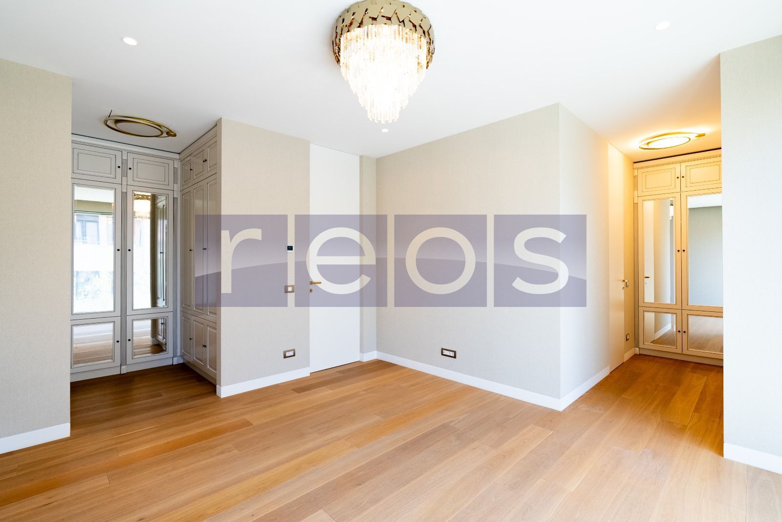 APARTAMENT PREMIUM ZAMBACCIAN | 180 MP | 4CAMERE| LOC PARCARE - Poză 5