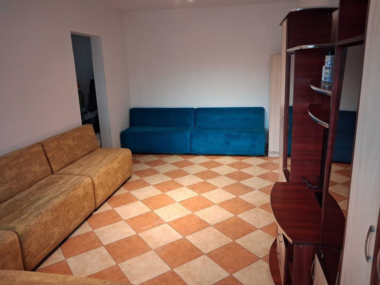 Apartament 2 camere luminos | Parter Înalt | 2 Locuri de Parcare - Poză 2