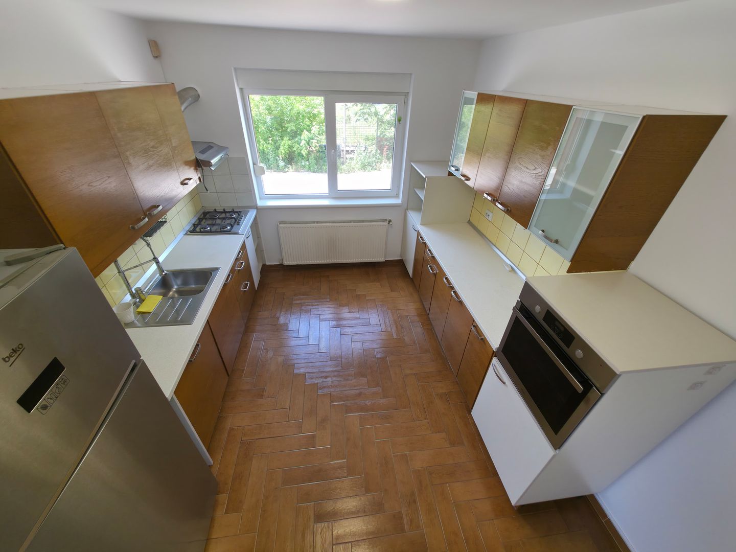 Vilă de inchiriat 5 dormitoare curte 300 m Iancu Nicolae Baneasa - Poză 6