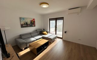 Casa deosebita intr-un cartier privat cu bariera - Poză 16