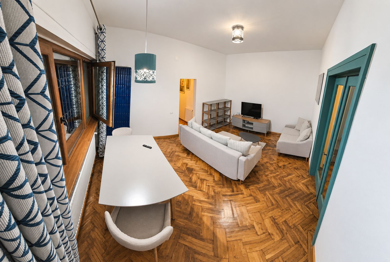 Apartament cu personalitate în vilă – 73,69 mp utili + boxă – Popa Nan - Poză 4