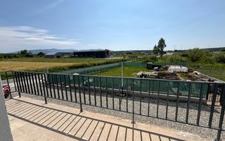 Viața la casă, liniște și munți la orizont – Duplexuri noi în Mohu - Poză 11