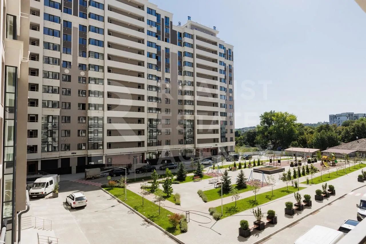 Vânzare, apartament, o cameră, str. Vasile Lupu, Buiucani - Poză 1