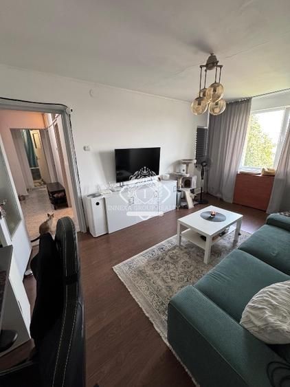 Apartament 2 camere decomandat de vanzare in zona Aparatorii Patriei - Poză 2