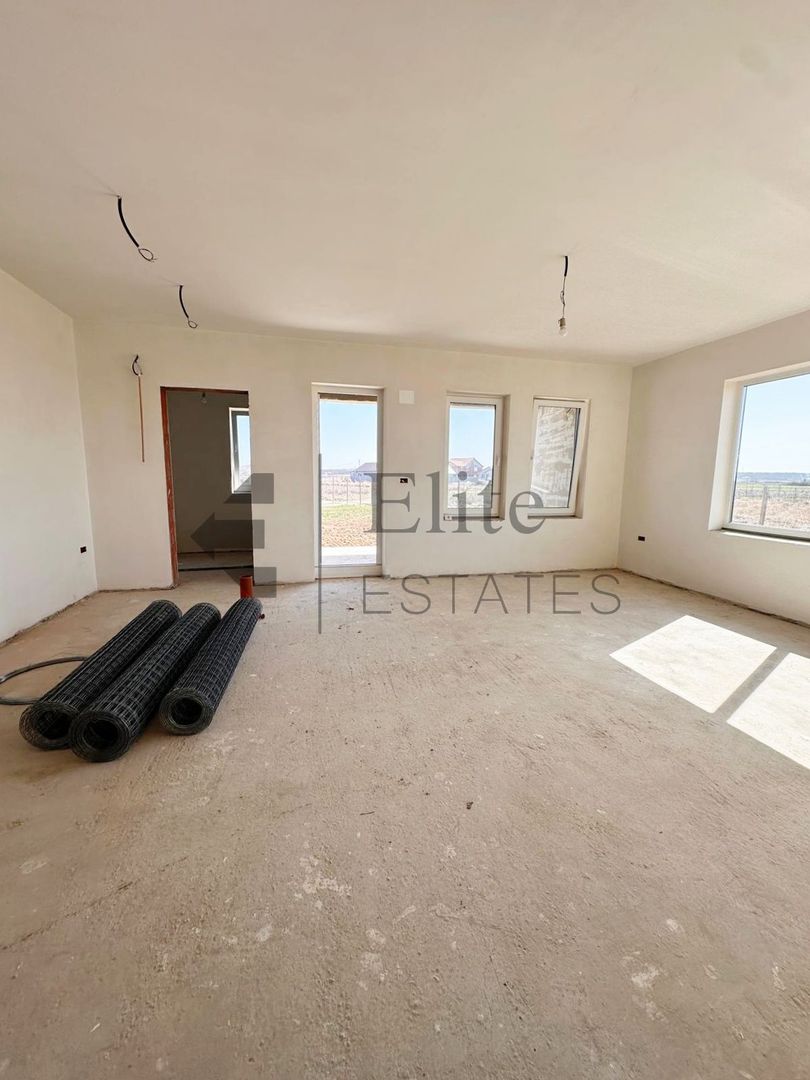 Casa de vanzare in Cihei, Bihor - Poză 1