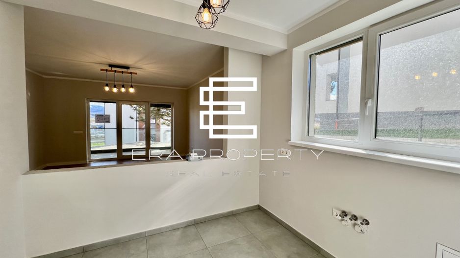 Apartament 2 camere /LA CHEIE/ INTABULAT /zona Aeroport Sibiu - Poză 3