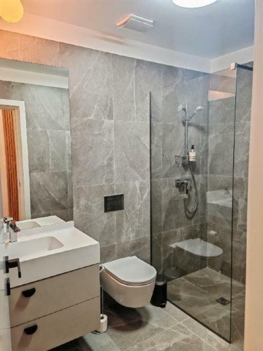 inchiriere Apartament 2 camere în Complexul One Cotroceni Prima închiriere A19 - Poză 11