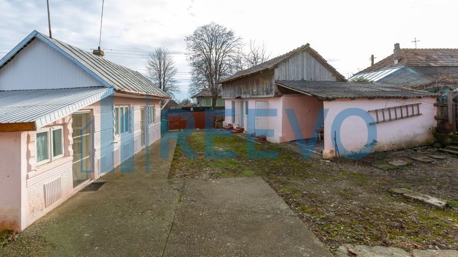 Casa si teren 3365mp Sascut - Poză 31