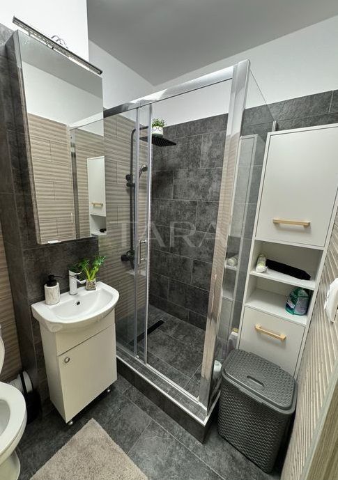 Apartament 2 camere, mobilat și utilat, - Poză 9