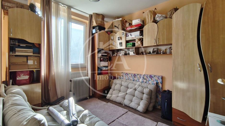 Casa de vânzare cu 6 camere in Episcopia, Bihor - Poză 6