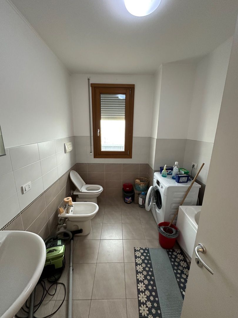 Birouri , cladire noua, zona centrala - Poză 9