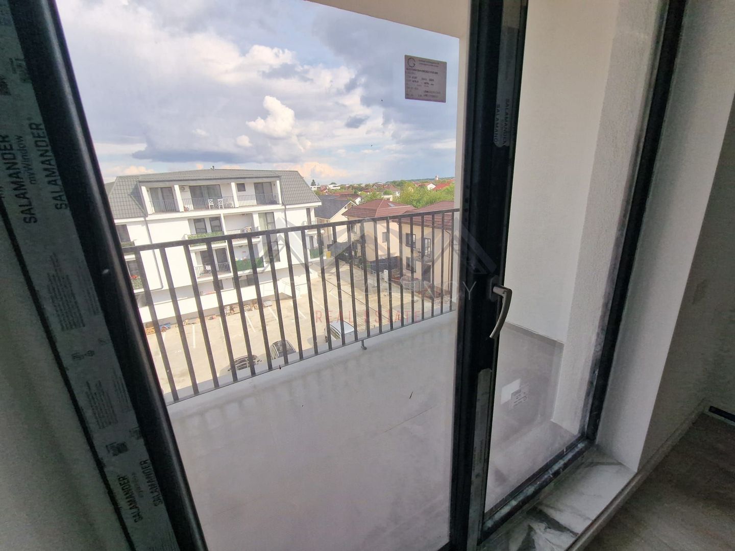 Apartament 2 camere Otopeni central | include TVA și parcare - Poză 4