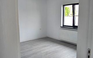 CASĂ  DE VÂNZARE – VALU LUI TRAIAN - Poză 4
