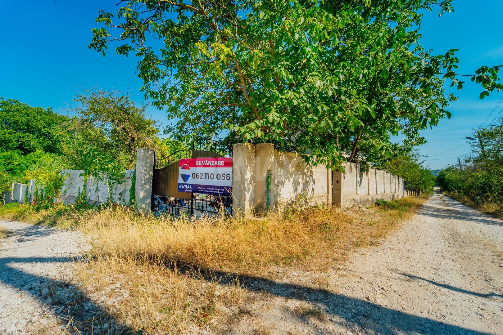 SE VINDE CASĂ DE VACANȚĂ ÎN TRUȘENI | TEREN 7,34 ARI - Poză 14