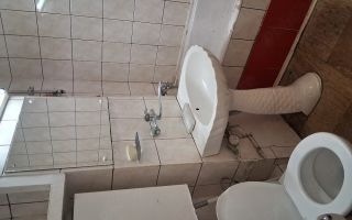 Ap 3 camere decomandat Lipovei parter - Poză 7