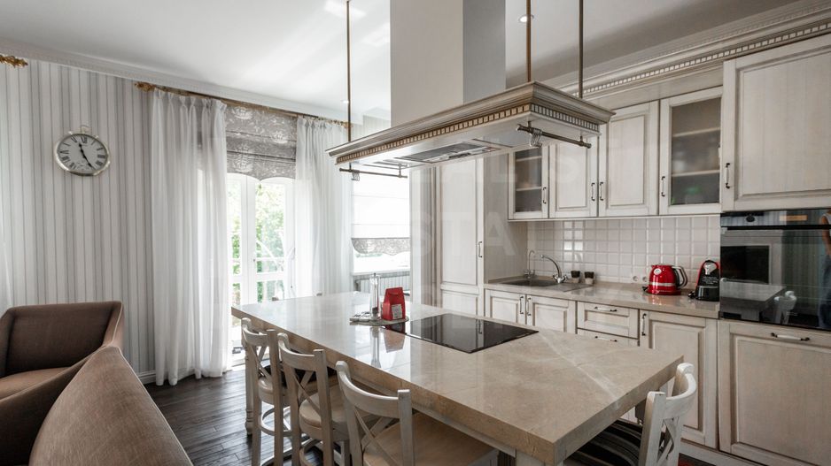 Chirie, apartament, 5 camere, str. Mitropolit Bănulescu-Bodoni, Centru - Poză 1