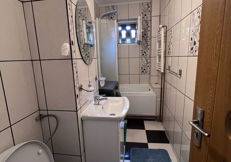 Girocului-Spitalul Judetean | 3 camere | Centrala proprie | Etaj 1 - Poză 8