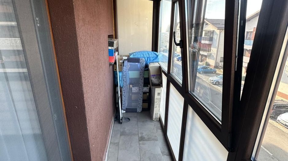 Apartament Finalizat,suprafata generoasa,loc de parcare,in fata statie STB. - Poză 9