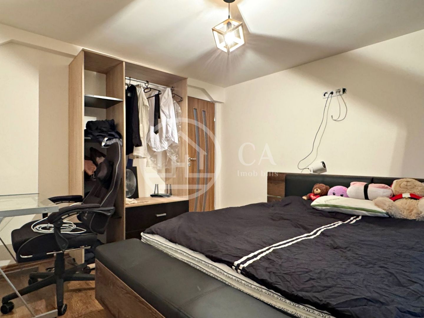 Apartament de vânzare cu 3 camere în zona Nufârul, Oradea - Poză 8