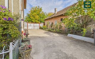 Casă cu 10 camere și 1437 mp teren în Ineu - Arad - Poză 34