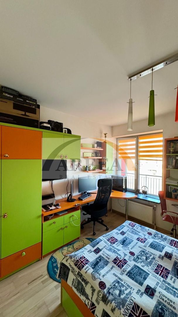 De vanzare - 3 camere decomandat etaj 4 - Splaiul Unirii - Poză 8