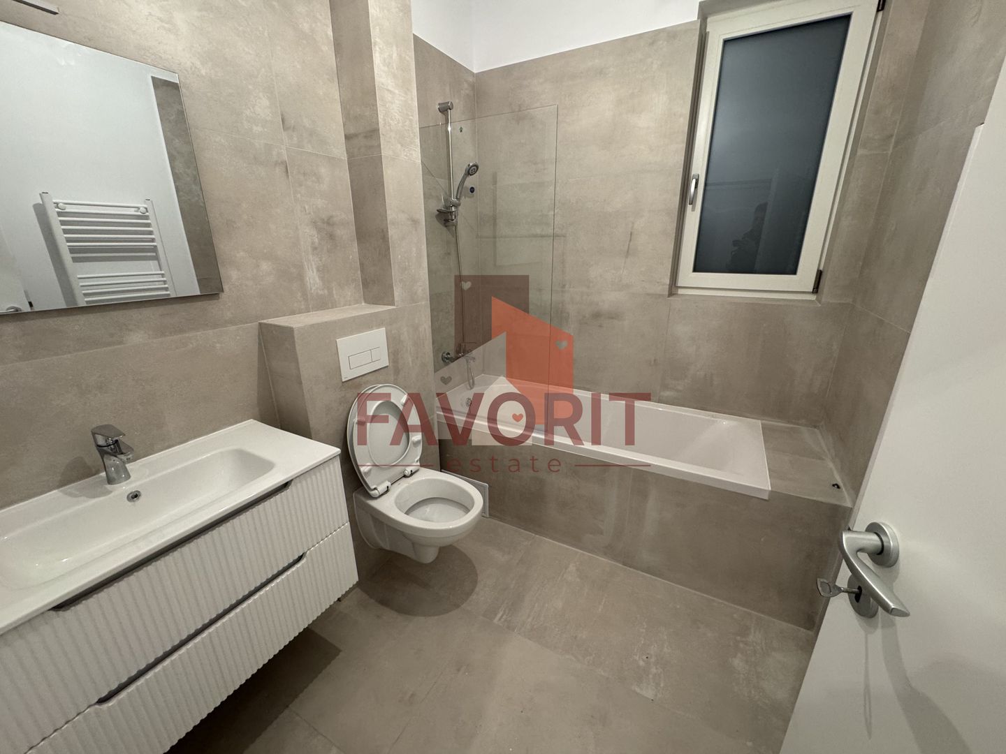 Disponibil imediat. 1 loc de parcare in CF. TVA 21% inclus. - Poză 18