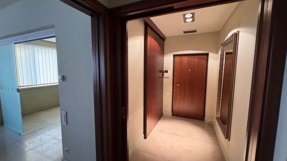 Apartament cu 3 camere de vânzare în Central, Suceava - Poză 1