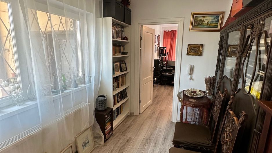 APARTAMENT COMPLET RENOVAT FOISORUL DE FOC - Poză 7