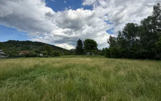 Teren plat-intravilan -3800 mp, cu pădurice și ieșire la râu! - Poză 16