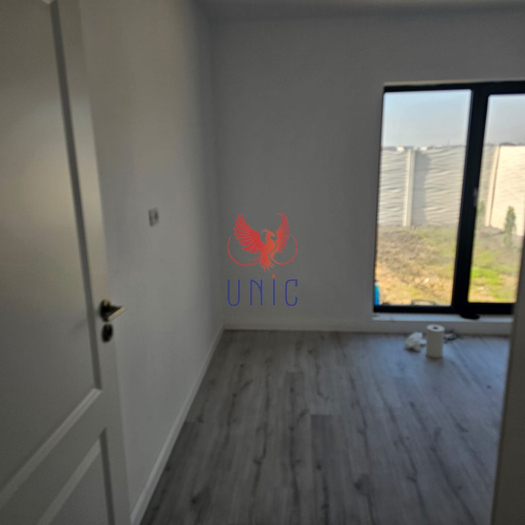 Vila 5 camere, zona rezidentiala . - Poză 11