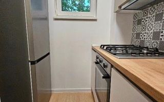 Apartament 2 camere. Decomandat. Cu Parcare.  La 5 min metrou Aparatorii Patriei - Poză 5